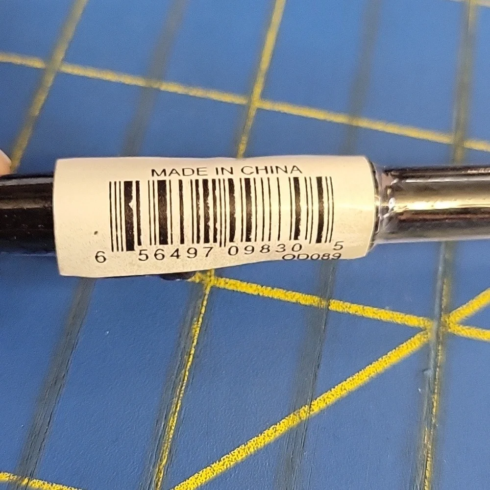PX Look  Eyeliner Pencil w Sharpner 1.3g New - 01 Black